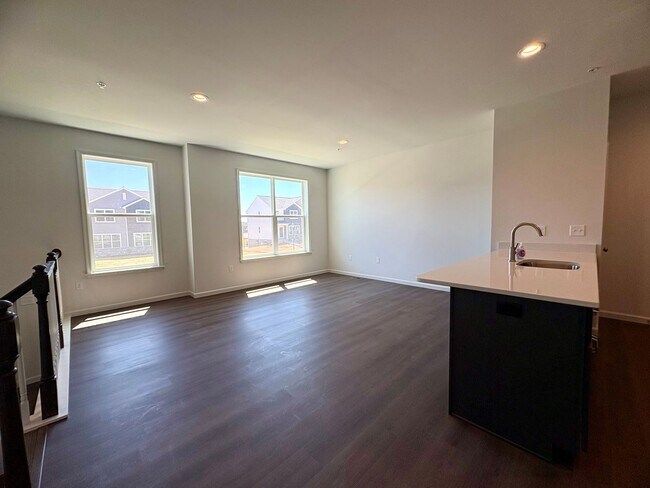 Building Photo - 59 N Conifer Dr