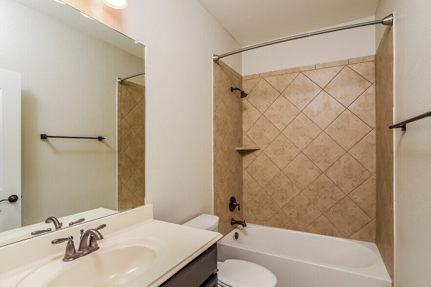 Building Photo - 243 Posey Pass