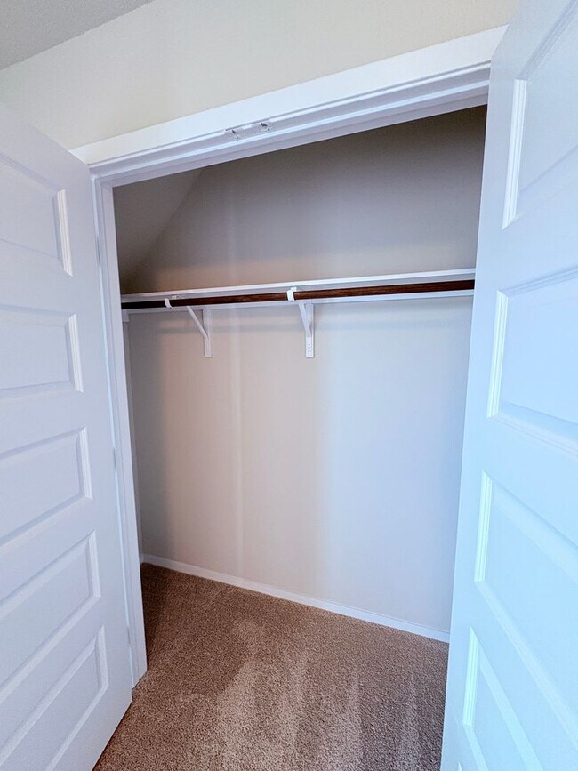 Building Photo - Brand New 4-Bedroom Home in Pflugerville –...
