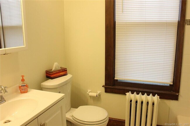 Building Photo - 16 Woodland St