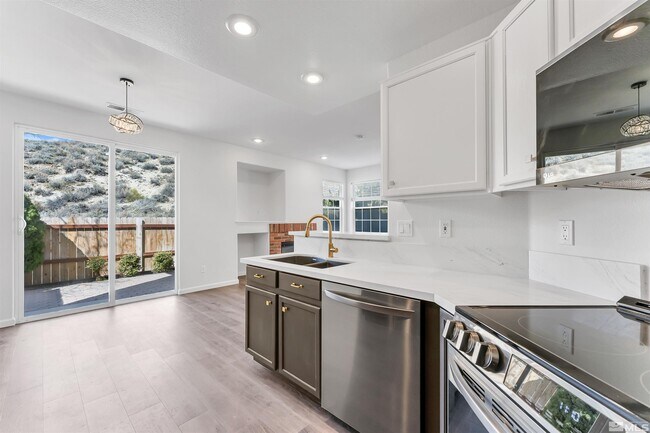 Building Photo - 2175 Canyon Mesa Ct