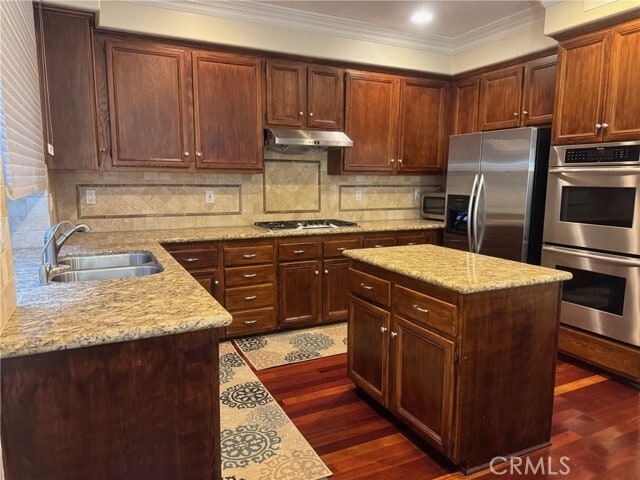 Building Photo - 12 Santa Eulalia