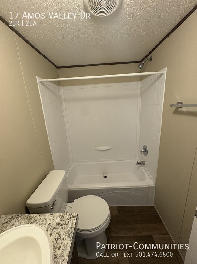 Building Photo - 17 Amos Valley Dr