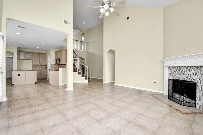 Building Photo - 6315 Bain Dr