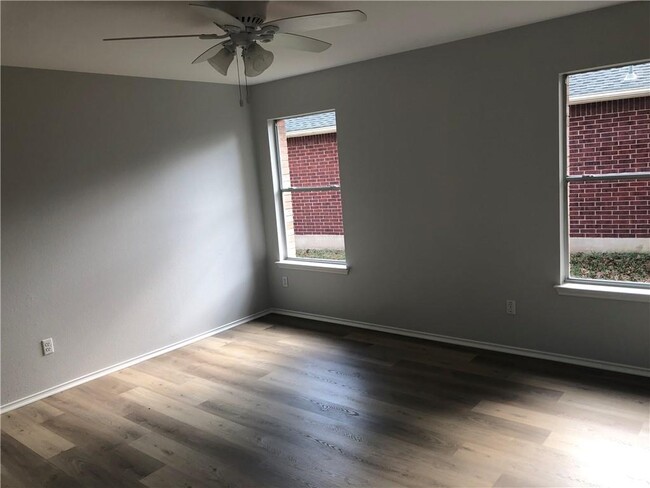 Building Photo - 11137 Franklins Tale Loop