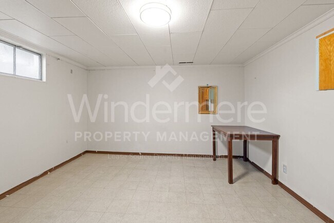 Building Photo - Charming North Spokane Home in a Prime Location