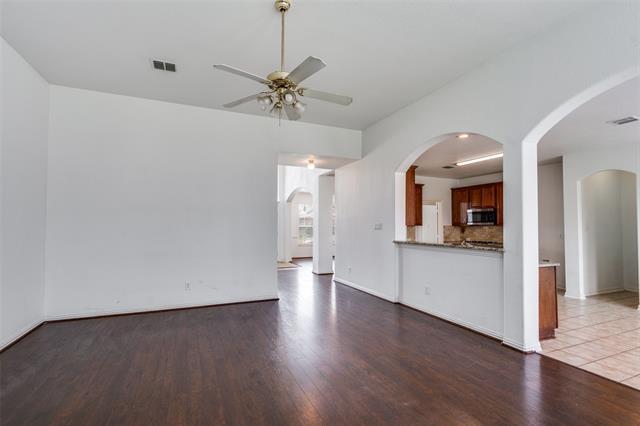 Building Photo - 1617 Clarke Springs Dr