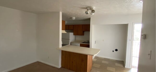 Building Photo - 6376 Applecross Ave
