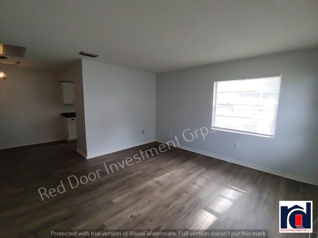 Building Photo - Cozy 1 Bedroom 1 Bath~Leesburg~