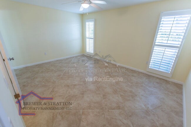 Building Photo - 18414 N 129th Ave