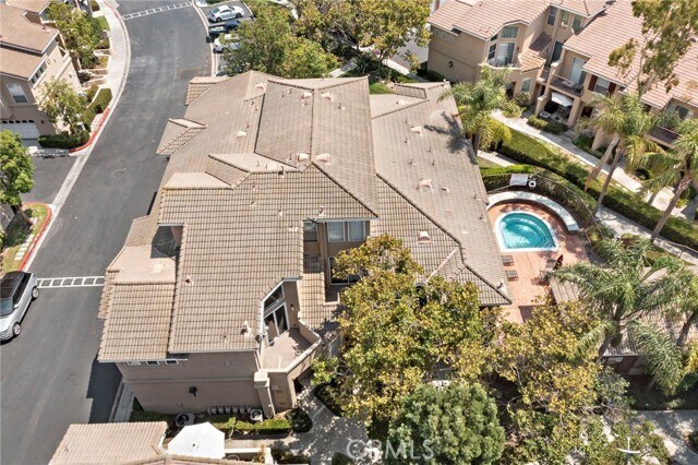 Building Photo - 1150 S Positano Ave