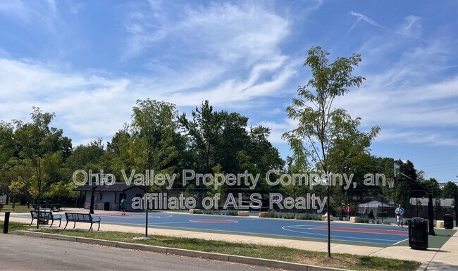 Building Photo - 7097 Columbia Ave