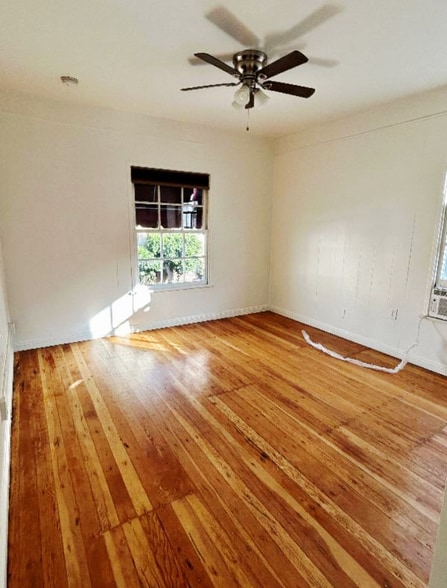 Building Photo - 1781 N Orchid Ave