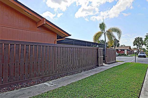Building Photo - 6310 Royal Woods Dr