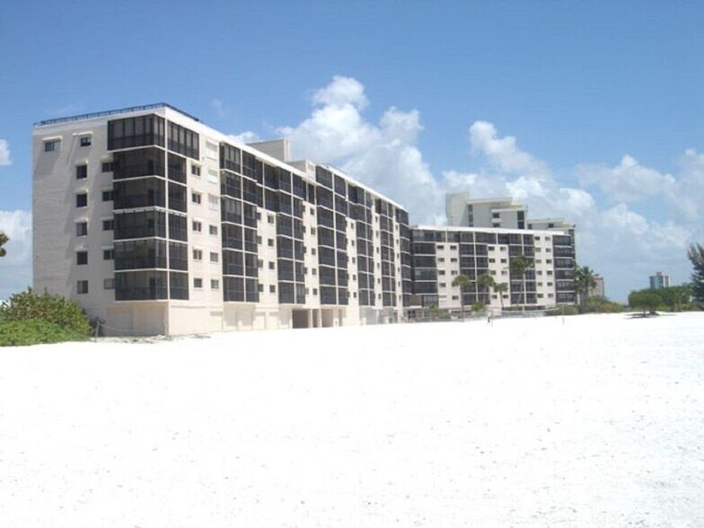 Building Photo - 8350 Estero Blvd