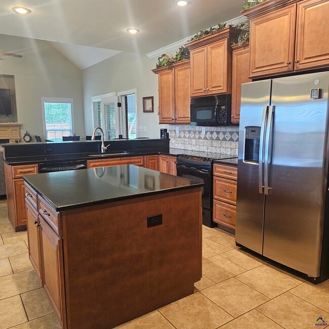 Building Photo - 316 Montview Way