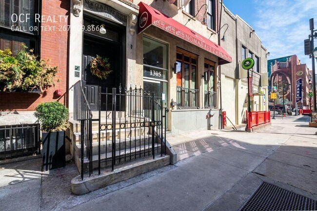 Building Photo - 1305 Locust St