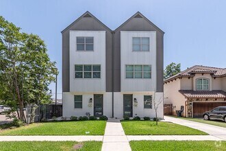 Building Photo - * MOVE IN SUMMER 6/28/2027 * 5 Bed 5.5 Bat...