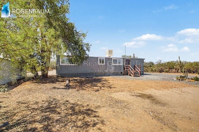 Building Photo - 6525 N Brushtail Ln