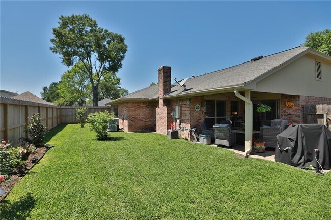 Building Photo - 14311 Sugar Mill Cir