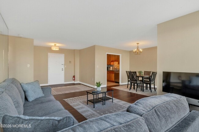 Building Photo - 1 Scenic Dr