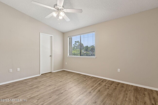 Building Photo - 455 Selva Lakes Cir