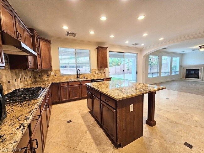 Building Photo - 11725 Costa Blanca Ave