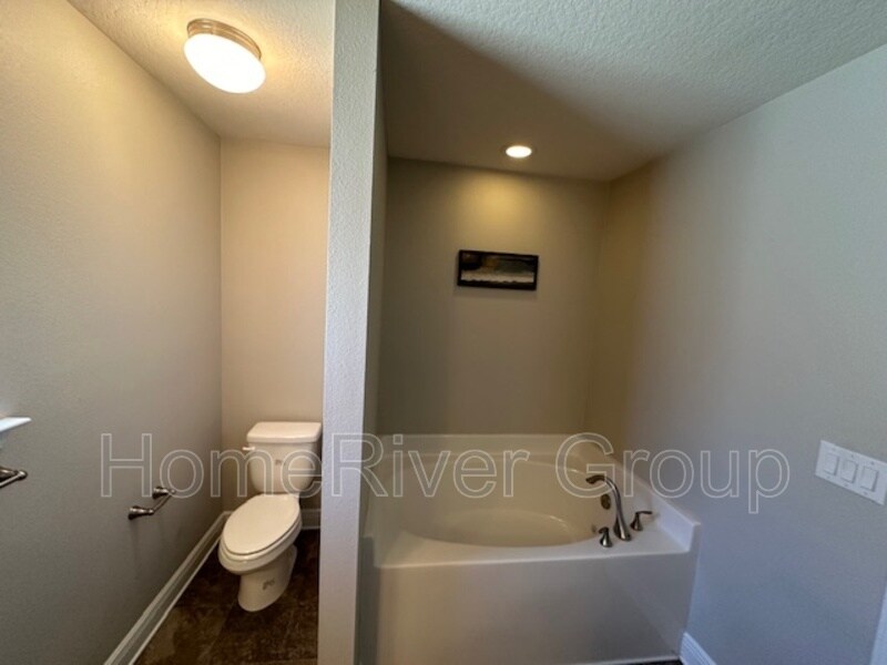 Building Photo - 3762 Weatherstone Cir