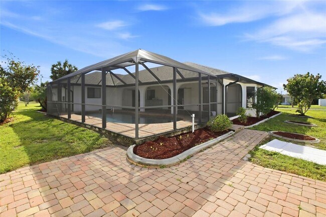 Building Photo - 176 N Waterway Dr NW