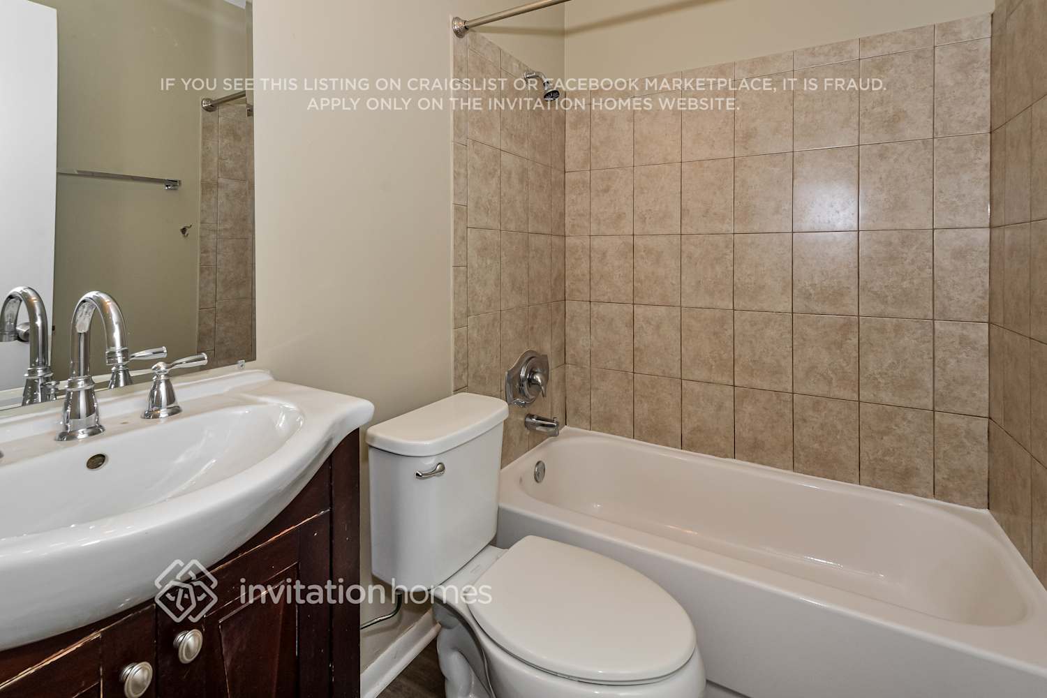Building Photo - 735 Burr Oak Dr
