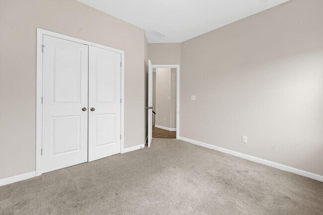 Building Photo - 2247 Pink Hawthorn Dr