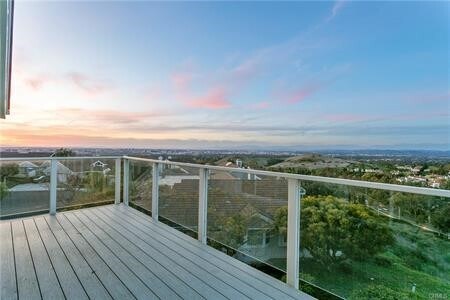 Building Photo - 5 Argo