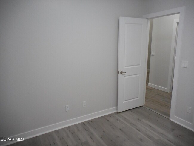 Building Photo - 7405 Norte Portugal Ln