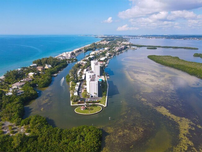 Building Photo - 9397 Midnight Pass Rd