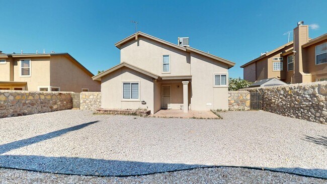 Building Photo - 7580 Plaza Taurina Dr