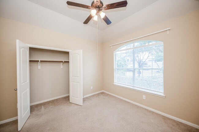 Building Photo - 25310 Basil Brook Ct