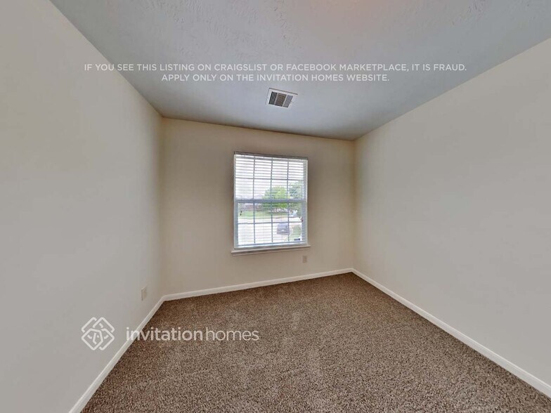 Building Photo - 810 Rosa Del Villa Ct