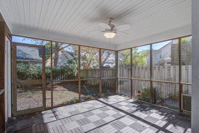 Building Photo - 1547 Clark Sound Cir