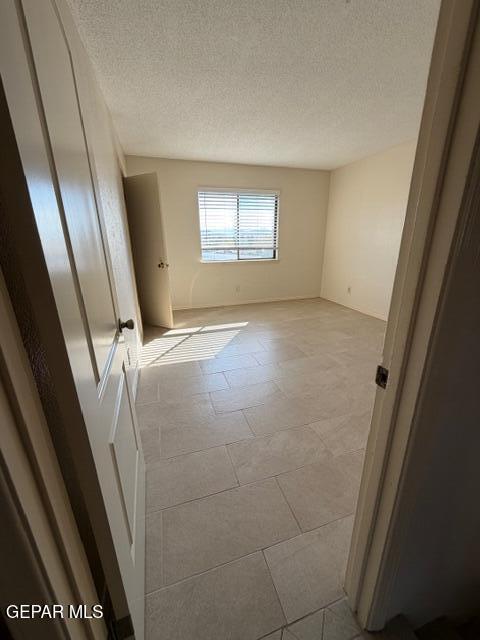 Building Photo - 7041 Orizaba Ave