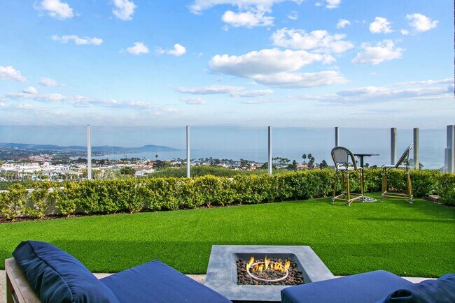 Building Photo - Furnished Coastal Retreat with PANORAMIC Ocean Views!