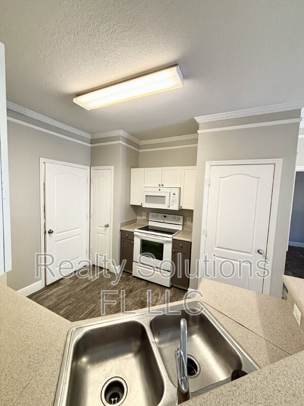 Building Photo - 19914 Villa Creek Dr