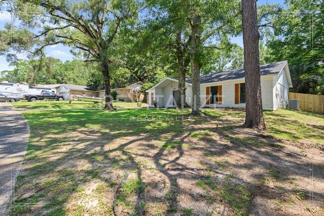 Building Photo - 5812 Hanging Moss Ct