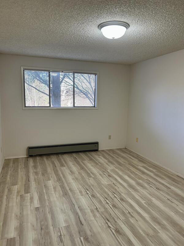 Building Photo - 103 La Villa Dr