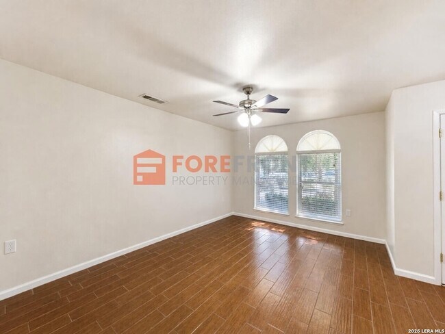 Building Photo - 7845 Village Oak Dr