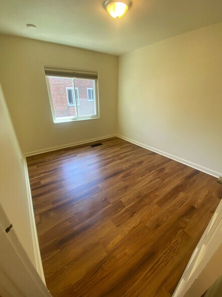1st Floor Bedroom - 1106 Acorn Dr