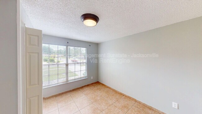 Building Photo - 2584 Spring Lake Rd