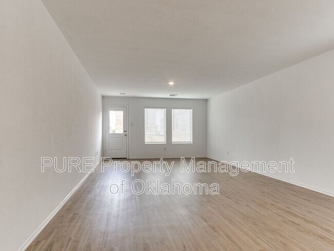 Building Photo - 3311 NW 148th St