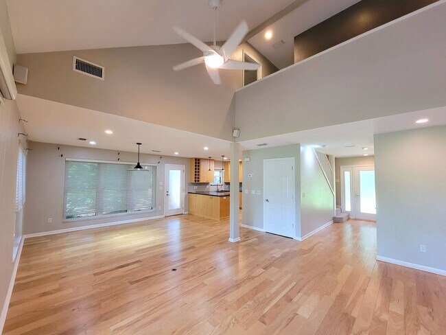 Building Photo - 4 bedroom house for rent on Killearn Estat...
