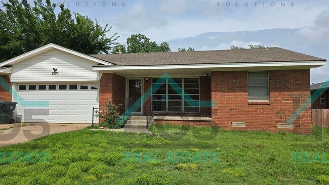 Building Photo - 3 Bedroom MWC w/Flex room!