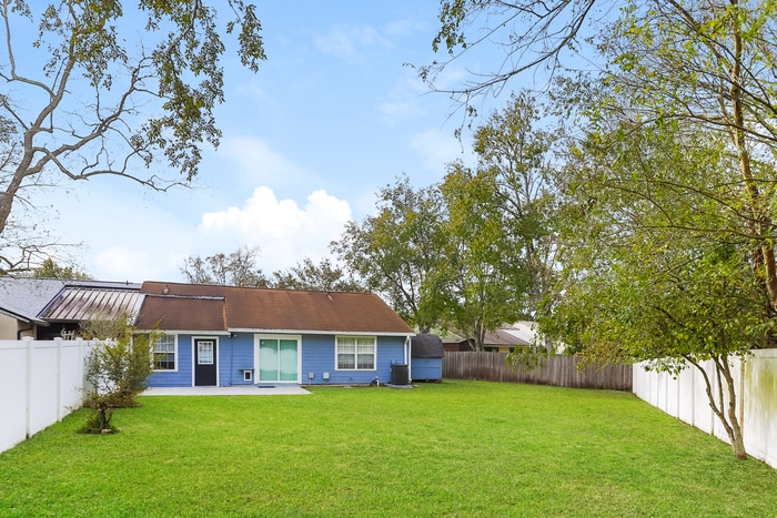 Building Photo - 11425 John Dory Way